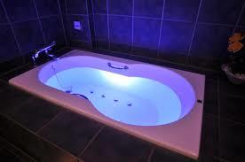 お風呂でハメまくって、露出してくれるノリノリのOL